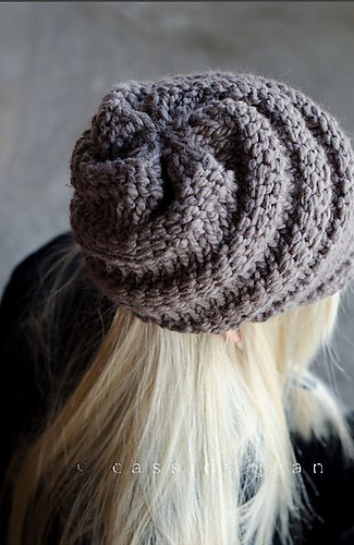 Taupeswirlback_medium