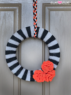 224_year_round_halloween_small2