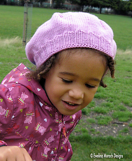 Lilac_flower_hat_3_small2