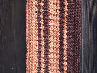 Tunisian_cowl-detail_small2