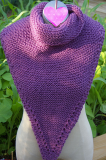 Durable_diamond_as_long_pointed_cowl_small2
