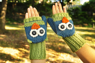 Fingerless_owl_gloves_small2