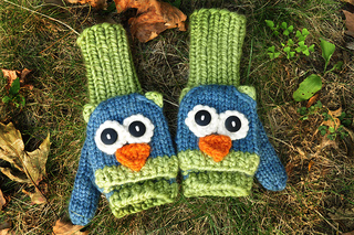 Cute_owl_mittens_small2