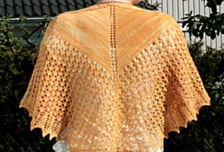 Something_beautifu_shawl2_small2