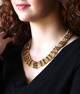 Topaz_char_neck_small2