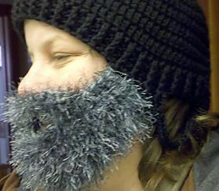 Hockey_beard_side_small_small2