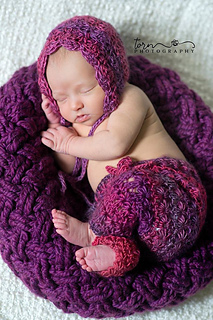 Raspberry_outfit_-_torn_photography_small2