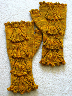Fan-cy_fingerless_mitts_2_small2