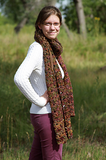 Just_be_happy_-_scarf_modeling__11__small2