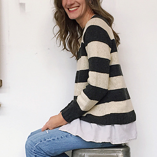 Striped_pebble_raglan_fo_side_small2