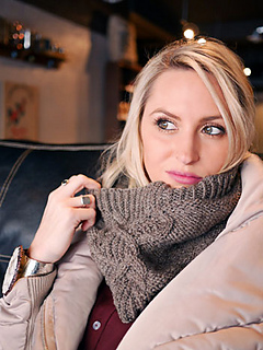 Cowl533_72dpi_small2