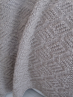 Amulet_baby_close_up_003_small2