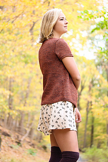Box_pleat_scoopneck_l_side_the_knittting_vortex_small2