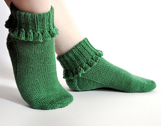 Relaxed-feet-green_small2