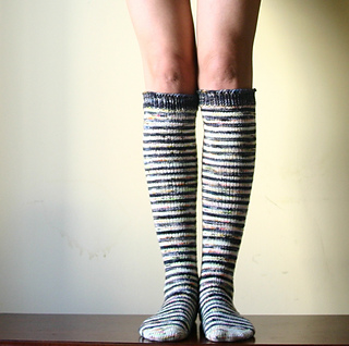 Stitchwitchsocks05_small2