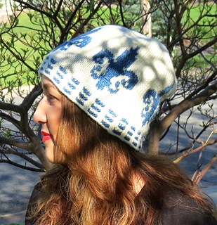 Laura_in_hats_002cropped_small2
