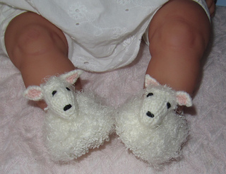 Baby_sheep_shoes1_small2