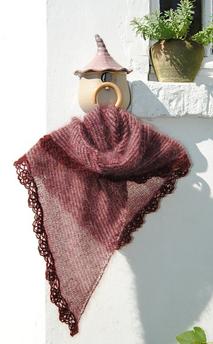 Sedna_s_shawl_bis_ii_medium
