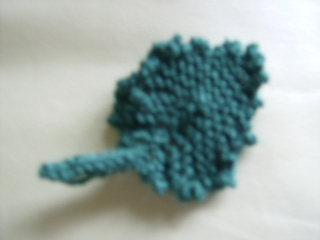 Wreath_poins_lf_small2