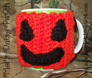 Jack_pumpkin_mug_hug_4_small2