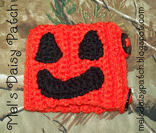 Jack_pumpkin_mug_hug_5_small2