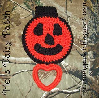 Jack_pumpkin_towel_holder_3_small2
