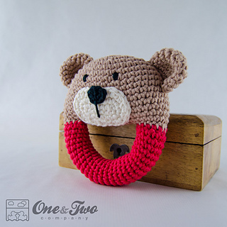 Teddy_bear_rattle_crochet_pattern_02_small2