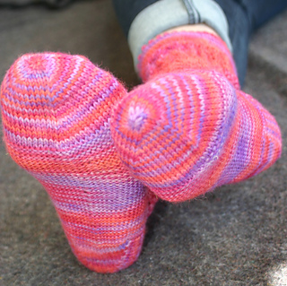 Healthysolesocks-toes_small2