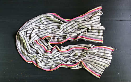 Ticking-stripe-wrap-600-22-699x441_medium