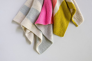 Colorful-wedges-baby-blanket-600-9-661x441_small2