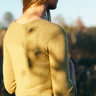 Quince-co-nina-dawn-catanzaro-knitting-pattern-willet-2-sq_small2