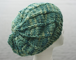 Slouchy_hat_dsc00487_small2