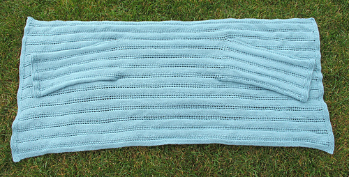 Cardigan_shawl__flat_medium