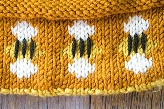 Beehive_hat_53_small2
