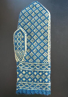 Lotus_mittens_4_small2