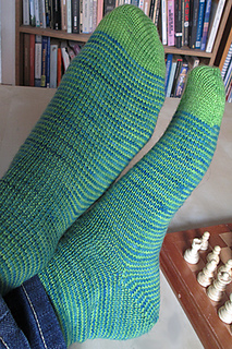 Lazy_day_socks_small2