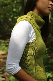 Sexxxy-librarian-knitting-pattern-lilith-ubbelohde-dirty-water-dyeworks-edna7_small2