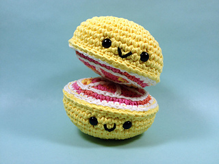 Grapefruit_joinedhalves_small2