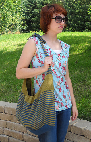 Outdoor_stripe_bag_3_medium